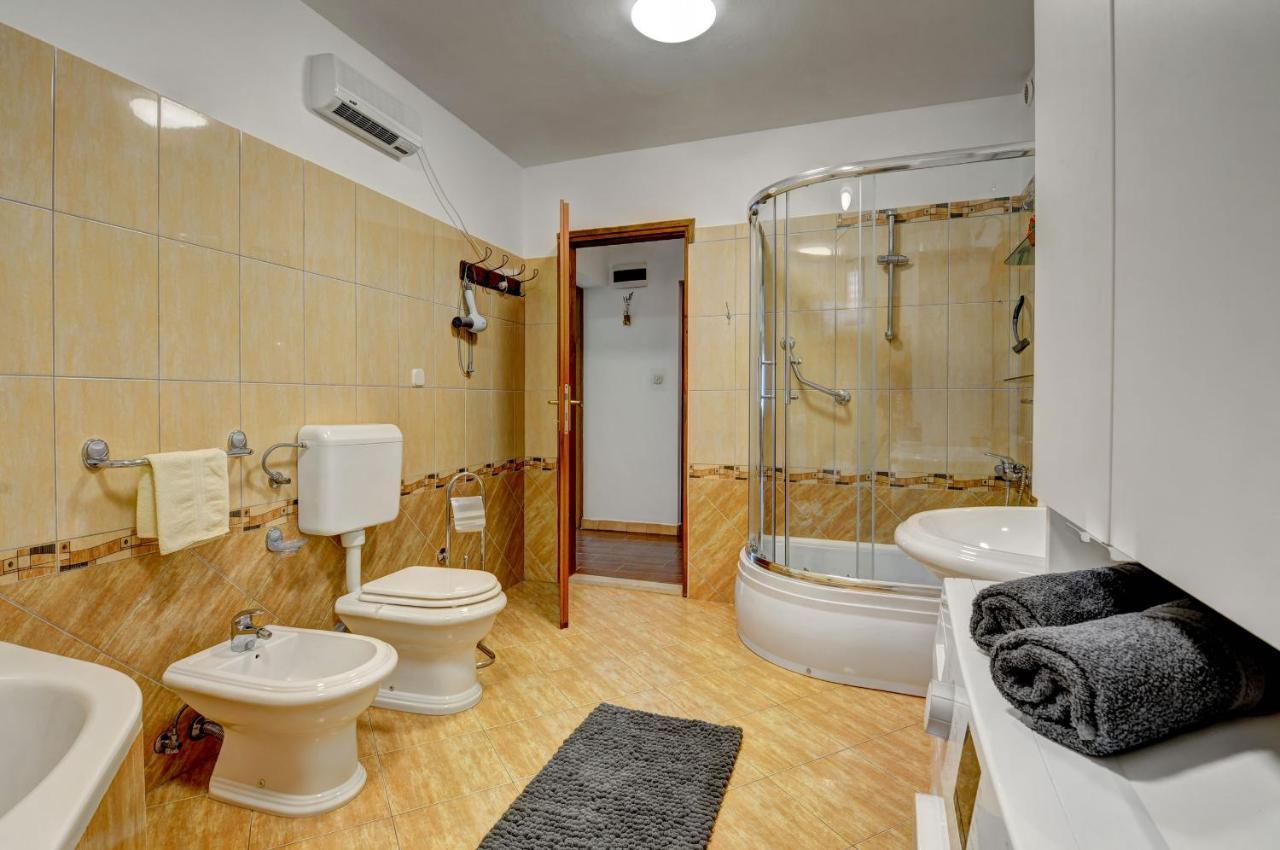 Apartments Babic Fažana Kültér fotó